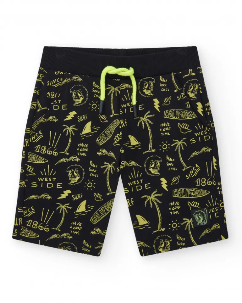 Bermudas pour garçon en noir avec taille élastique et imprimé.