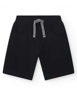 Bermudas pour garçon en noir avec taille ajustable et poches.
