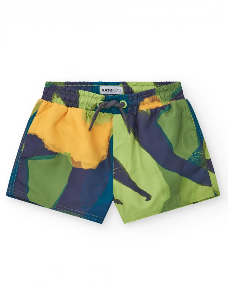 Bermudas pour garçon en vert avec imprimé tropical.