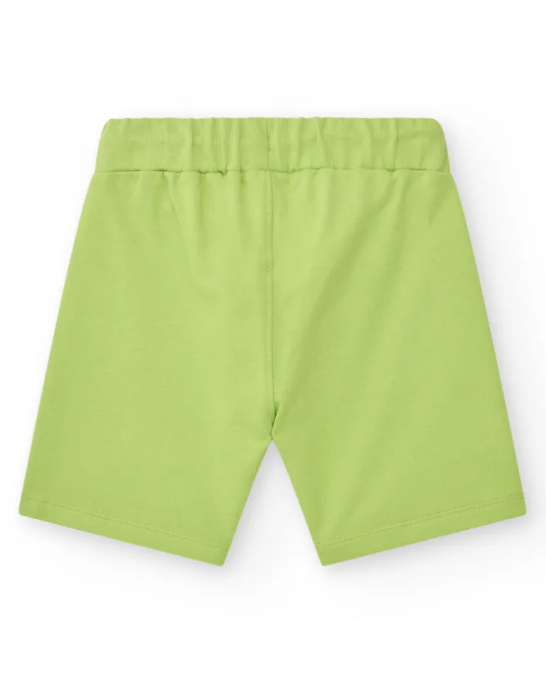 Bermudas pour garçon en vert avec taille élastique et poches latérales.