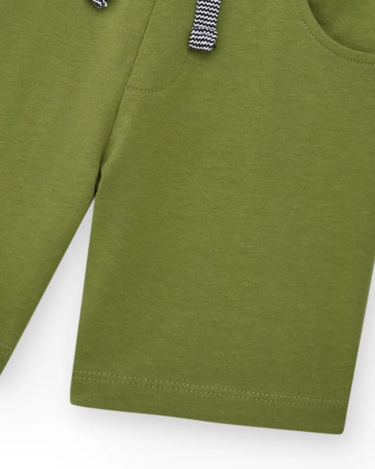 Bermudas pour garçon en vert olive avec taille ajustable et poches