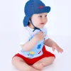 Bonnet pour garçon avec imprimé de poissons en rouge et bleu