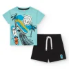 Ensemble pour garçon avec t-shirt bleu et short noir
