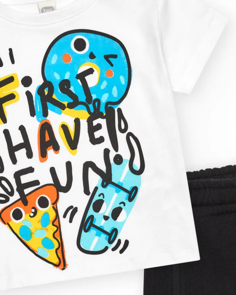 Ensemble pour garçon avec t-shirt blanc et short noir
