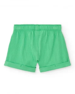 Ensemble pour garçon en vert et jaune avec t-shirt brodé de pomme et pantalon court