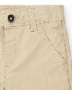 Pantalon court beige pour garçon avec poches et fermeture à bouton