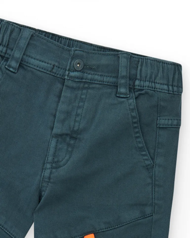 Pantalon vert pour garçon avec détails orange et taille élastique