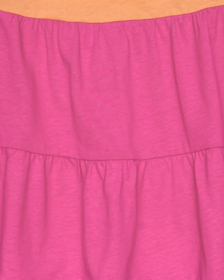Robe pour fille en plusieurs couleurs avec larges bretelles.