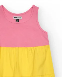Robe sans manches pour fille en couleurs variées.