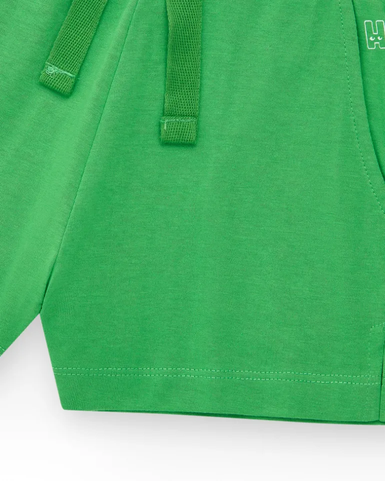 Short pour fille en vert avec taille élastique et poches.