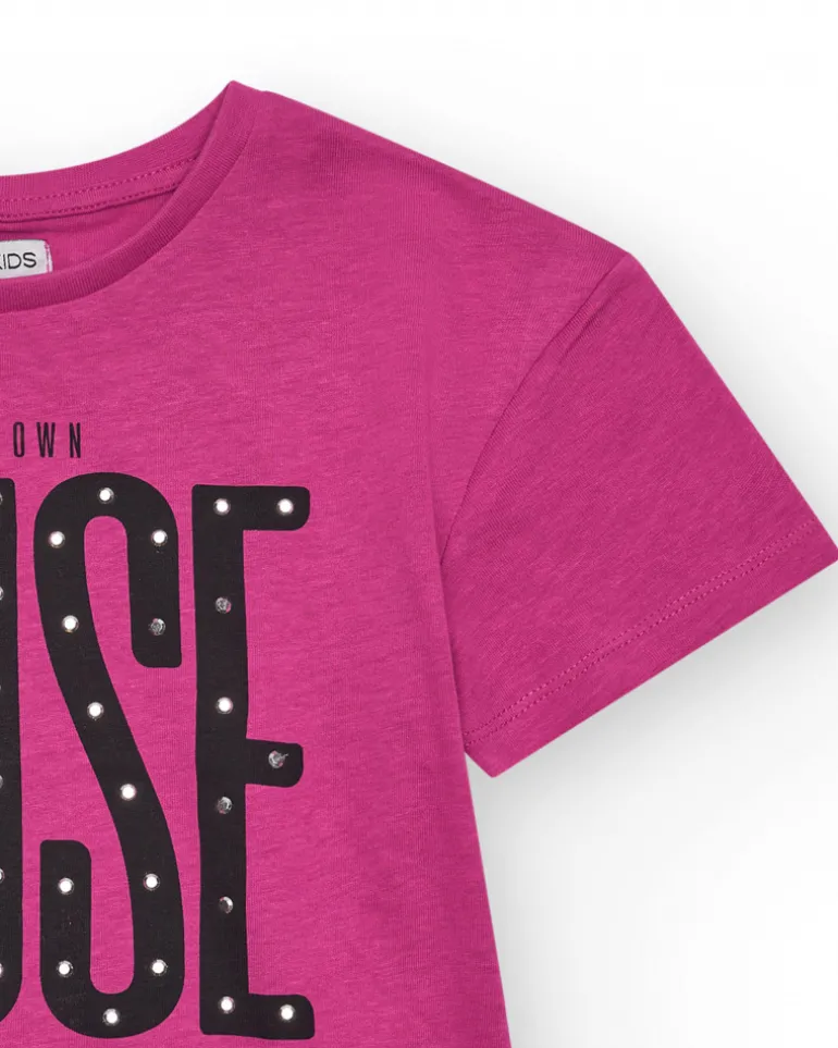 T-shirt pour fille en rose, à manches courtes, avec message sur le devant.