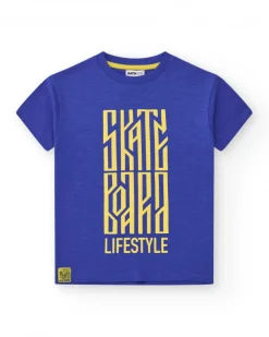 T-shirt pour garçon en bleu avec phrase imprimée.