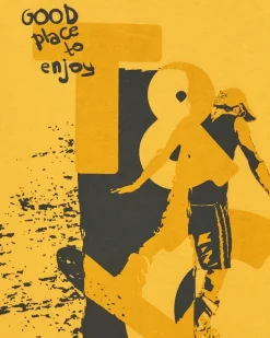 T-shirt pour garçon en jaune avec imprimé frontal.