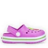 Zuecos para niña en fucsia con detalle de sandía