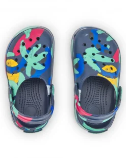 Zuecos para niño multicolor con diseño abstracto